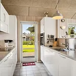 Neno - 100m From The Sea By Interhome *